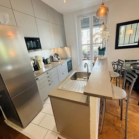 Modern Cozy Flat In The Marais Parking *